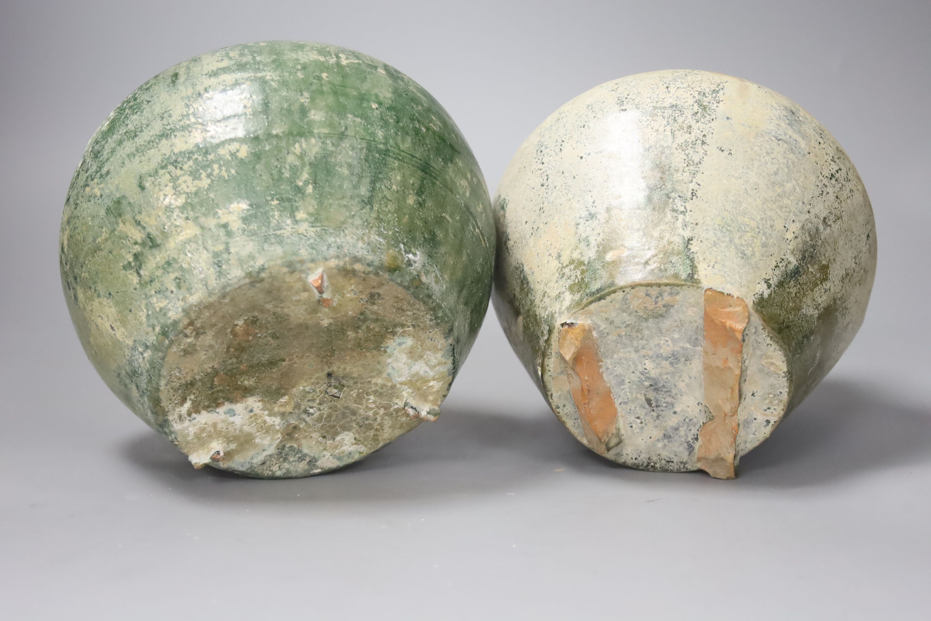 Two Chinese green glazed terracotta vases, Han dynasty (202BC - 220AD), tallest 15cm